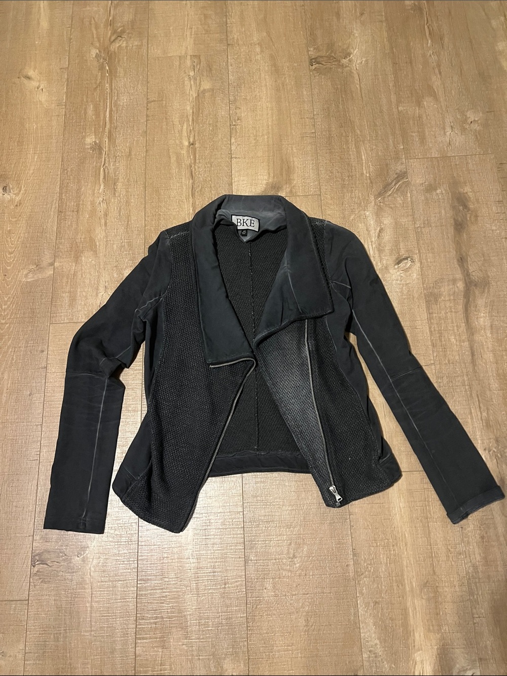 BKE Women's Black Asymmetrical Zip Jacket xs